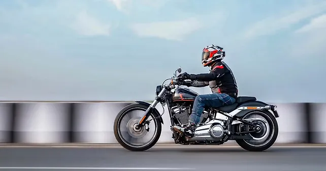 Harley-Davidson Breakout Review: Image Gallery