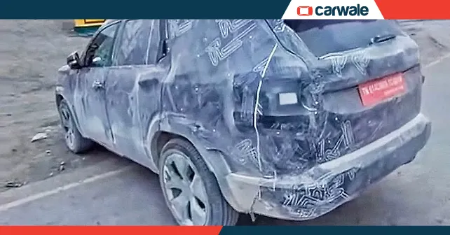 Renault Duster Three-Row Version Continues Testing: Interior Spied