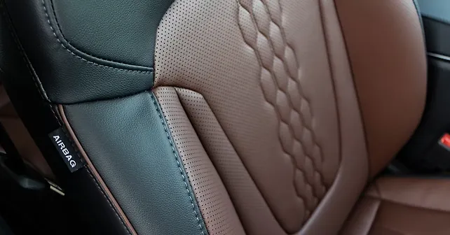 Hyundai Alcazar [2021-2023] Airbags - CarWale