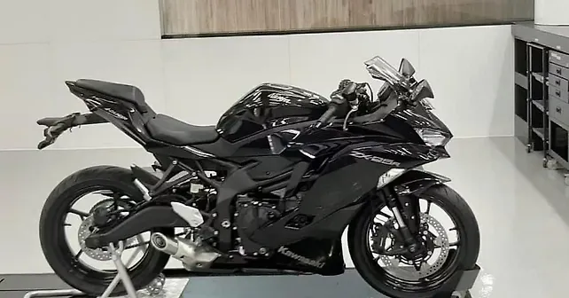Kawasaki ZX6R ZX9R ZX7R ZX7RR 窮屈 に適合 ZZR に適合 ZXR 250
