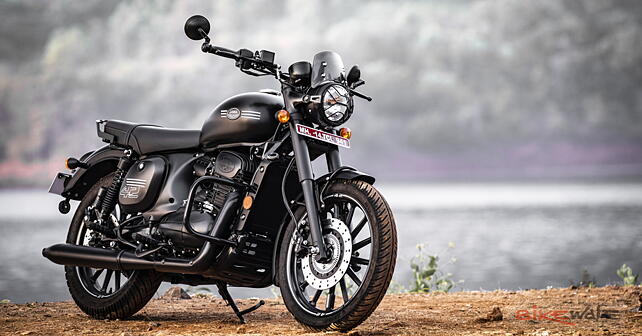 Jawa Golden Stripes offer brings alloy wheels and bar-end mirrors at ...
