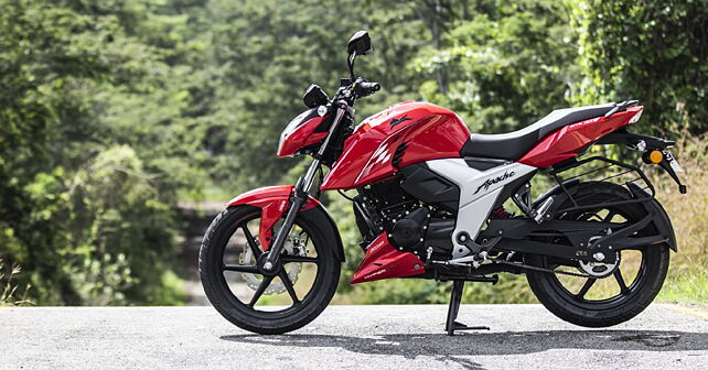 TVS Apache RTR 160 4V prices hiked - BikeWale