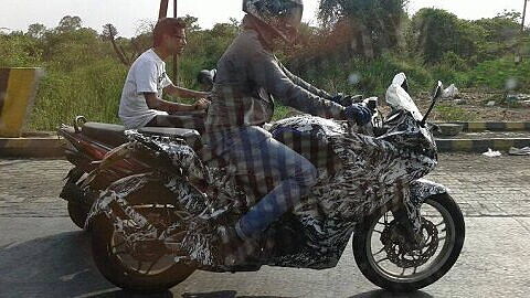 Bajaj Pulsar SS400 spotted testing