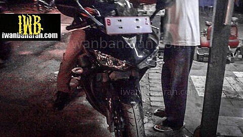 Yamaha R25 spied days before launch