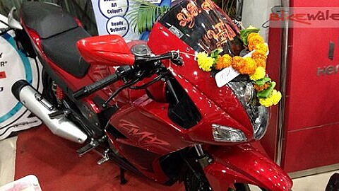 Hero MotoCorp silently puts the 2014 Karizma and ZMR on sale