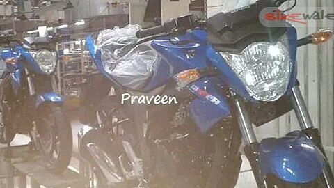 Suzuki Gixxer spied at production line before launch