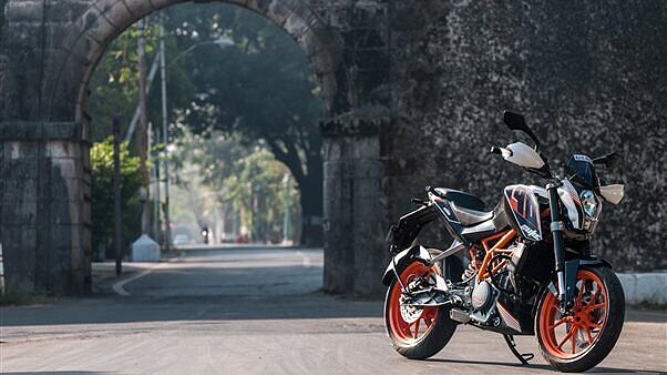 KTM introduces slipper clutch in the Duke 390