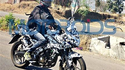 Bajaj Pulsar 200AS spotted testing in Pune