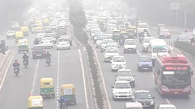Diesel vehicles over 10 years old banned in Delhi