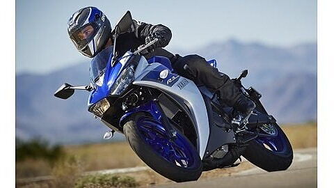 Yamaha YZF-R3 picture gallery