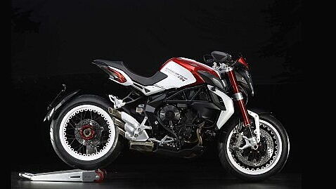 MV Agusta officially reveals Brutale 800 RR and 800 Dragster RR