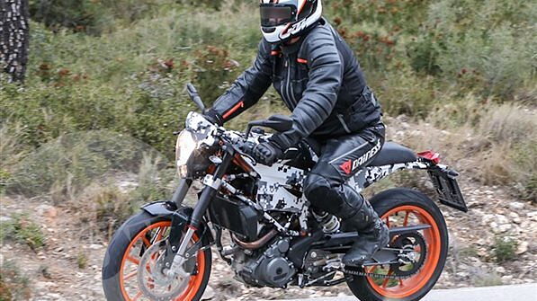 Husqvarna 401 Vitpilen production version spied testing