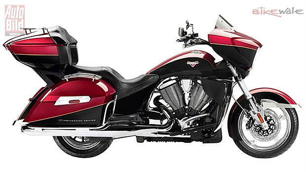 Victory motorcycles unveils the 15th anniversary cross country tour limited edition