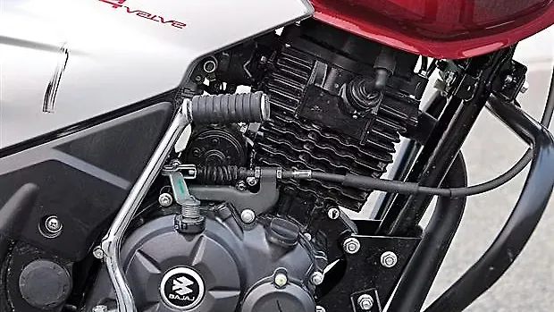 bajaj discover 125 st back shocker price