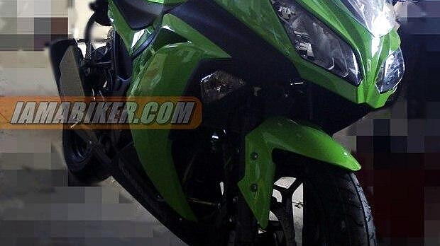 Kawasaki Ninja 300R spotted in Pune, again