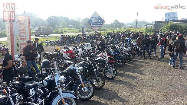 400 bikers participate in Mumbai Chai & Pakoda Ride
