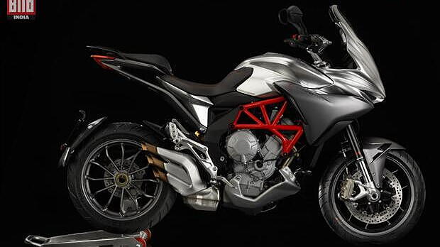 MV Agusta unveils Turismo Veloce 800 and Turismo Veloce Lusso 800