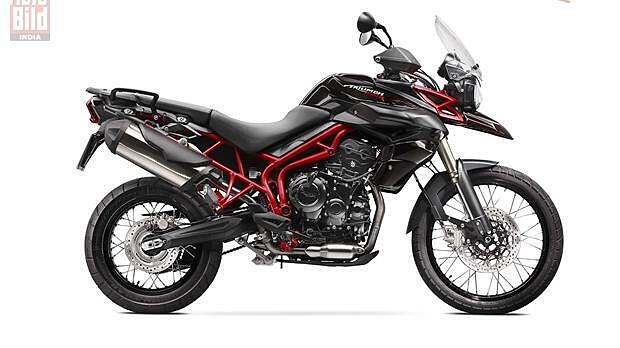 Triumph showcases the Tiger 800 XC SE at EICMA 2013