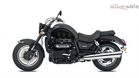 Triumph Rocket III launched at Rs 20 lakh 