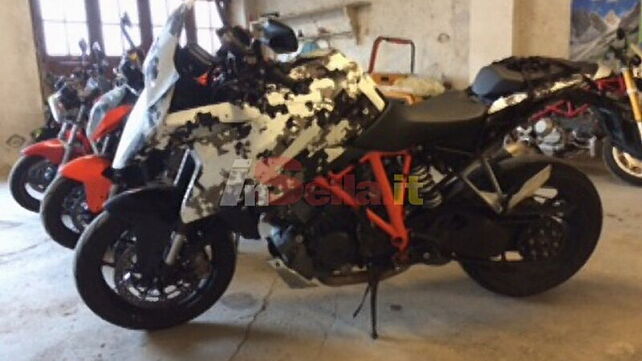KTM 1290 SM-T spotted testing in Italy