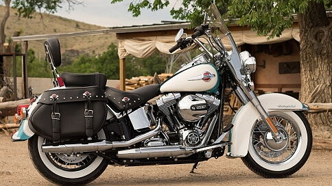 2016 Heritage Softail Classic launched at Rs 16.6 lakh