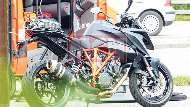 KTM 1290 Super Duke GT spied again