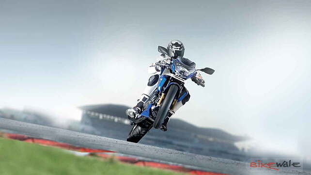TVS Apache RTR 160 introduced in a new matte blue colour