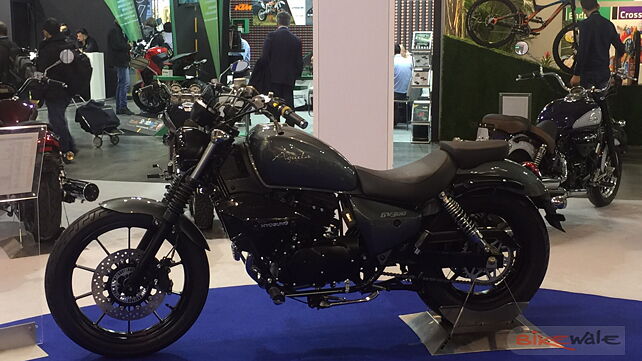 EICMA 2015: Hyosung unveils new GV300 cruiser