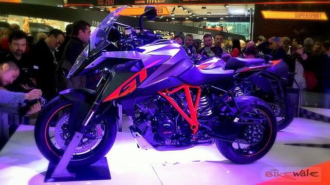 EICMA 2015: KTM 1290 Super Duke GT debuts in Milan