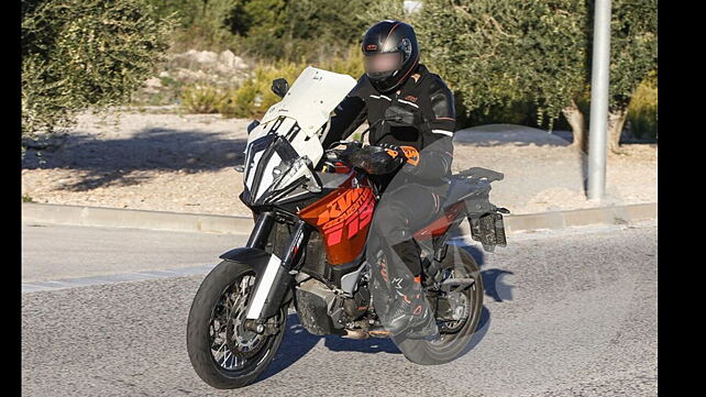 Updated KTM 1190 Adventure spotted testing