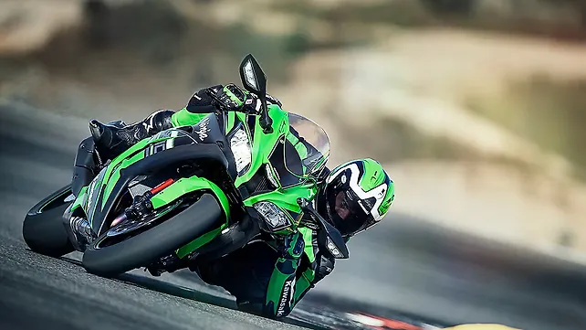₹ 2016 Kawasaki Ninja ZX-10R tech explained - BikeWale