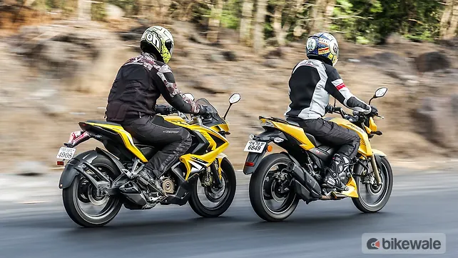 TVS Apache RTR 200 4V vs Bajaj Pulsar RS200 TVS Apache RTR 200 4V vs Bajaj Pulsar RS200
