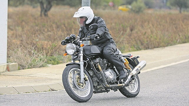 750cc Royal Enfield Continental GT spotted testing