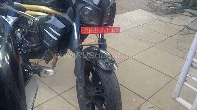 Lower-cost Mahindra Mojo spotted testing