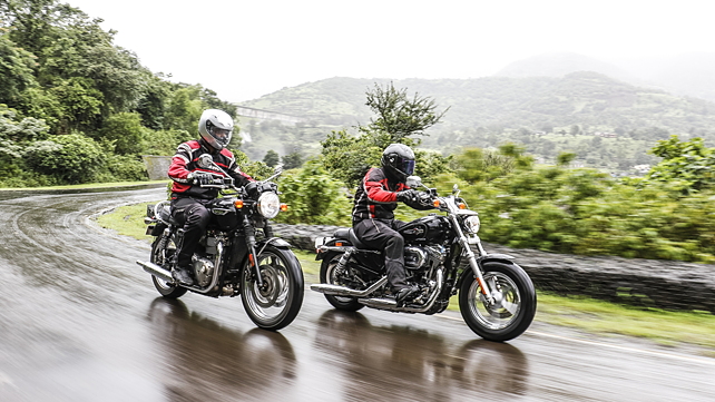 Triumph bonneville vs royal deals enfield interceptor