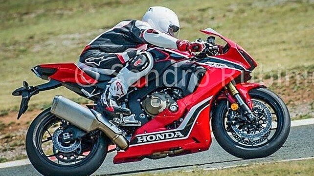 2017 Honda CBR1000RR Fireblade photos leaked