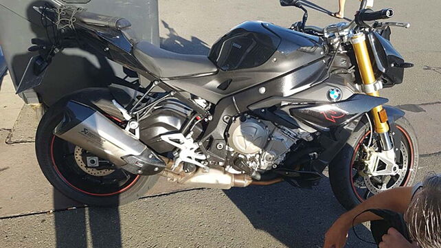 2017 BMW S1000R spotted completely undisguised
