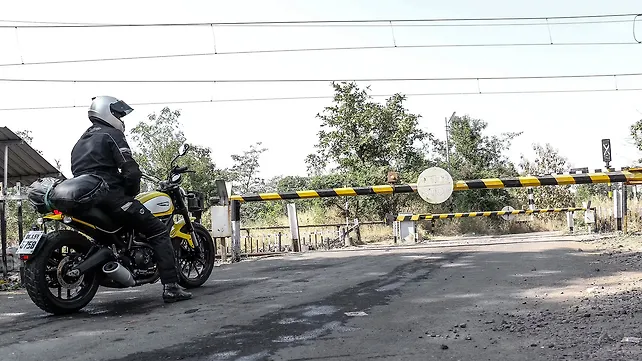 Scrambling into the unknown - BikeWale