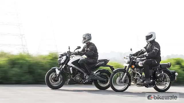 Bajaj Dominar 400 vs Royal Enfield Classic 350: Comparison Test - BikeWale