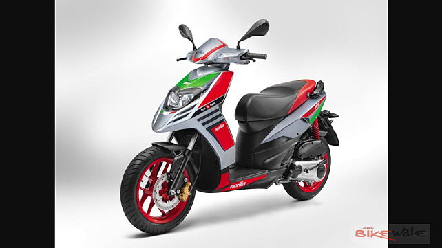 5 differences between Aprilia SR150 and SR150 Race edition