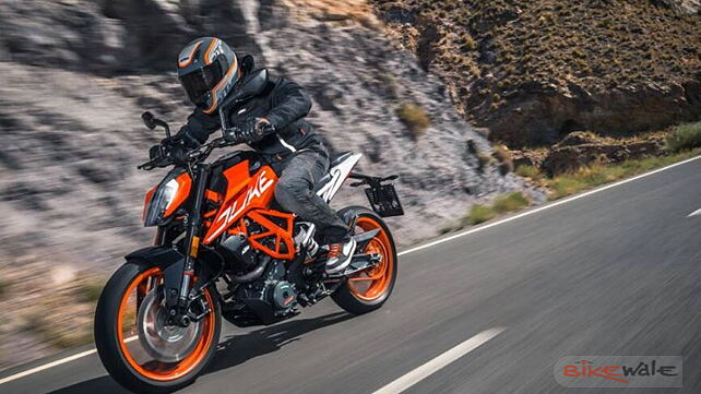 Top 6 differences between the 2017 KTM 390 Duke and 2013 KTM 390 Duke