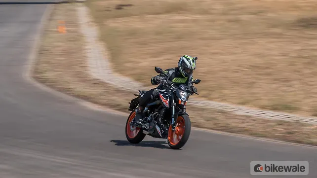 KTM 200 Duke Action KTM 200 Duke Action