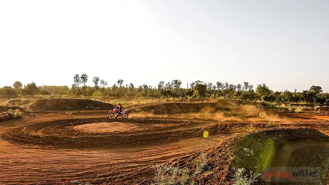 Big Rock Motopark – The must-attend dirt riding school - BikeWale