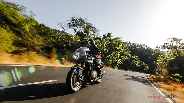 2016 Triumph Thruxton R First Ride Review - BikeWale