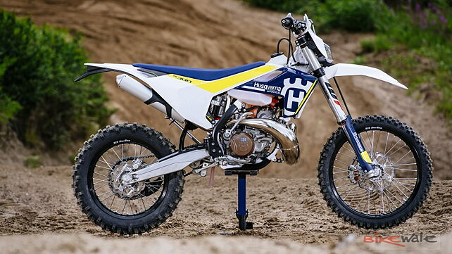 Husqvarna introduces fuel-injected two-stroke bikes