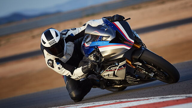 2017 BMW HP4 Race unveiled