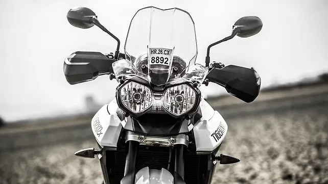 Triumph Tiger 800 XRx First Ride Review - BikeWale