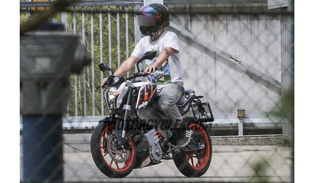 KTM Duke with an electric powertrain spotted