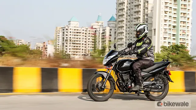 Honda CB Unicorn 150 Action Honda CB Unicorn 150 Action