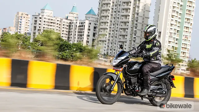 Honda CB Unicorn 150 Action Honda CB Unicorn 150 Action